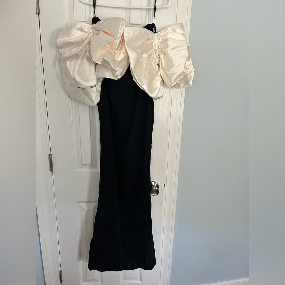 Club C London Black and Cream Evening Gown